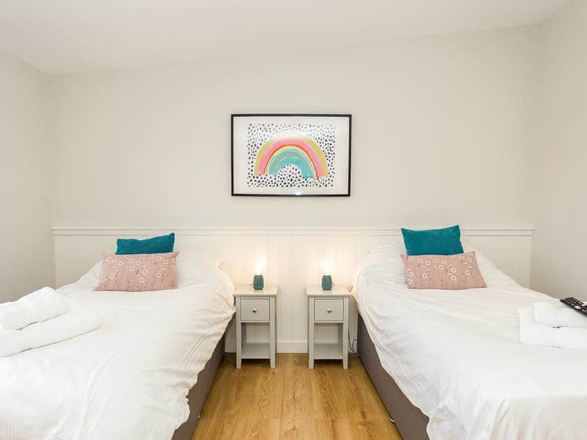 Twin bedroom | Ocean Drive - Gatehouse Lodges, Gatehouse of Fleet, near Kirkcudbright