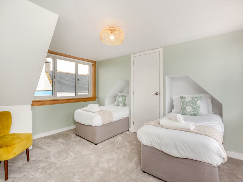 Twin bedroom | Emerald Cottage, Burghead