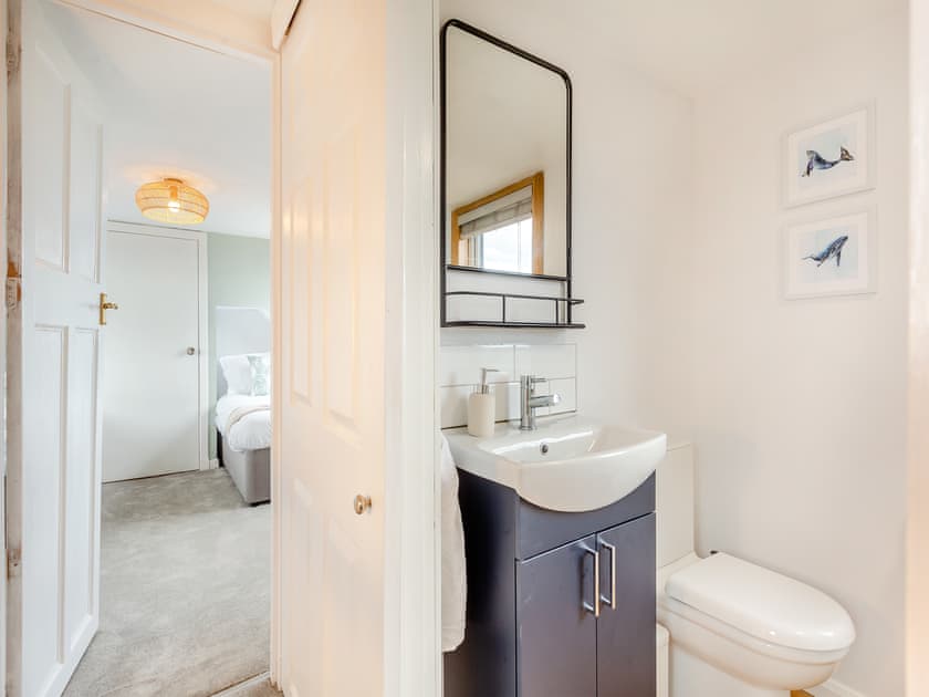 Shower room | Emerald Cottage, Burghead