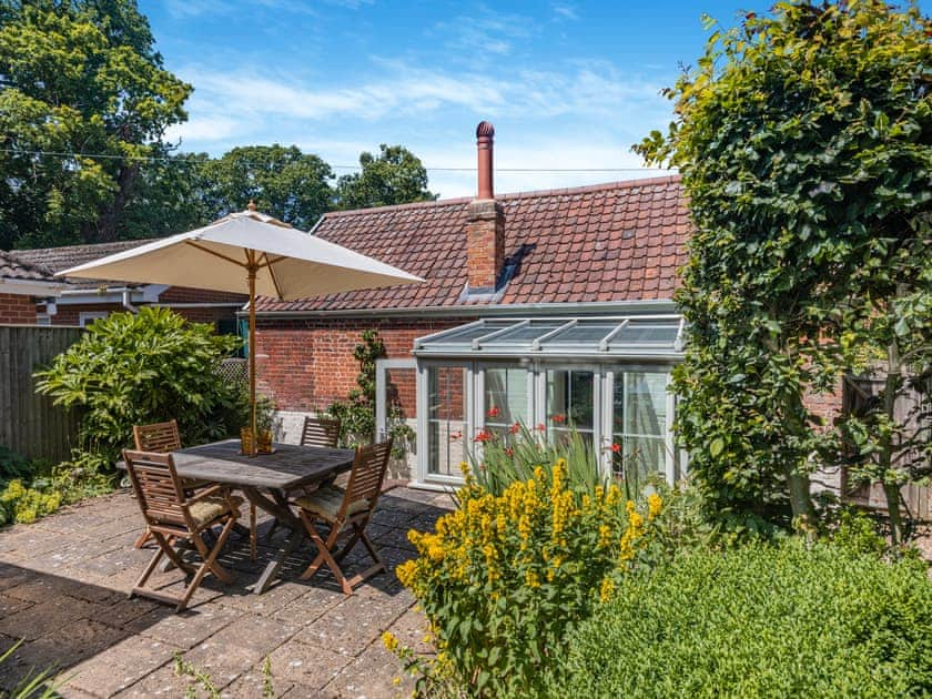 Sitting-out-area | The Old Reading Room, Salhouse, near Norwich