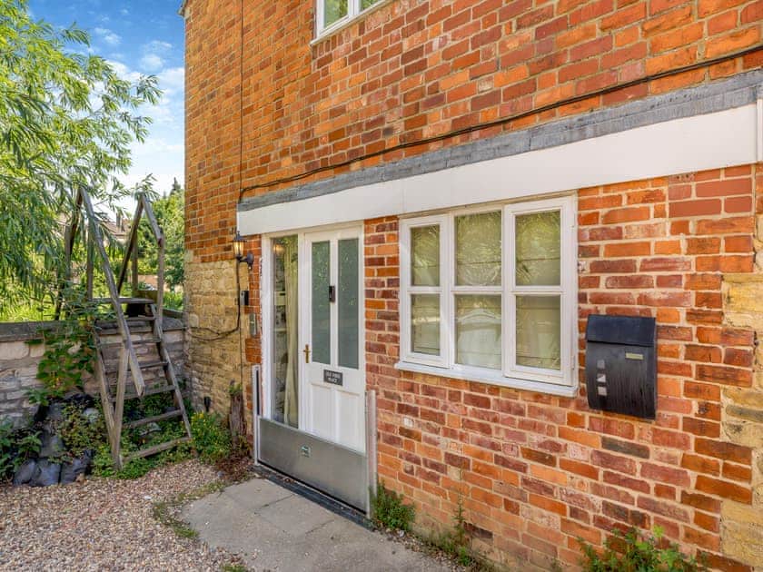 Exterior | Old Ford Place, Stamford