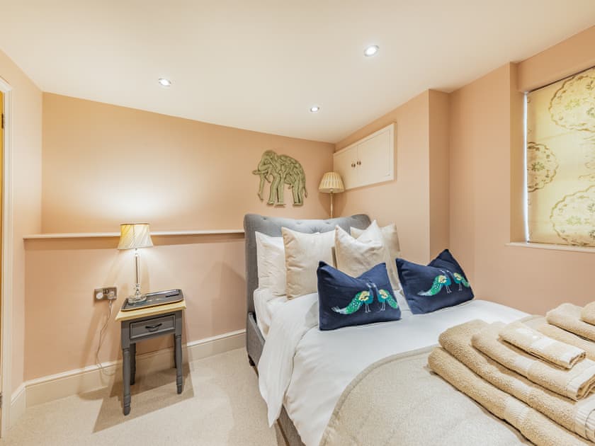 Single bedroom | Old Ford Place, Stamford