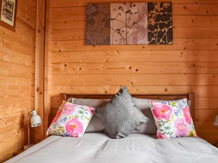Double bedroom | Oak Lodge, Berrow, near Malvern