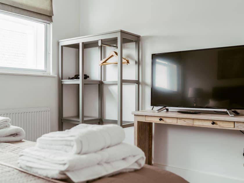 Double bedroom | Apartment 11 - York Riverside Apartments, York