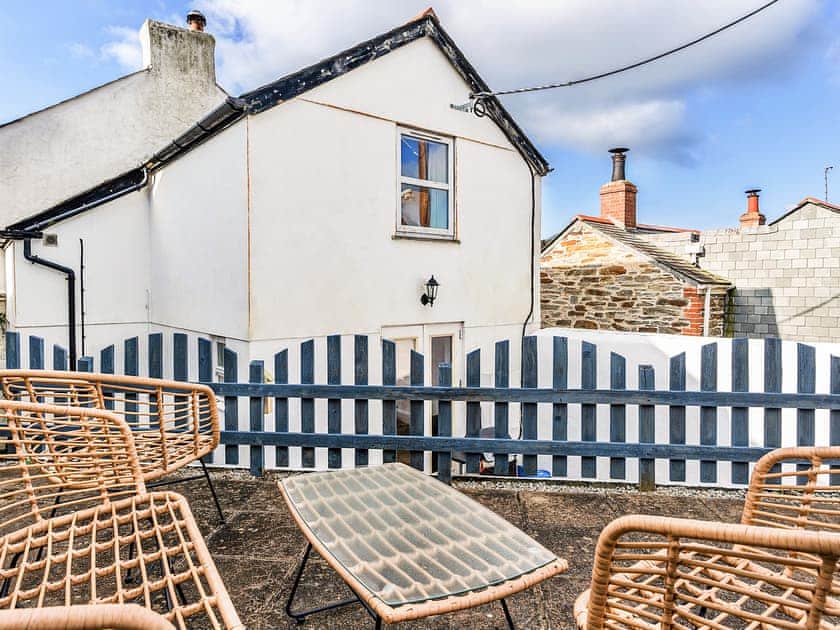 Exterior | Salvay, Porthleven