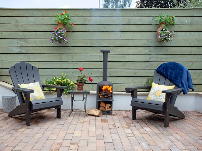 Outdoor area | Linden Lodge, Honiton