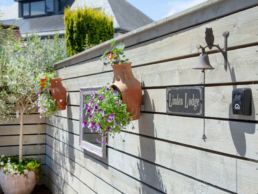 Outdoor area | Linden Lodge, Honiton