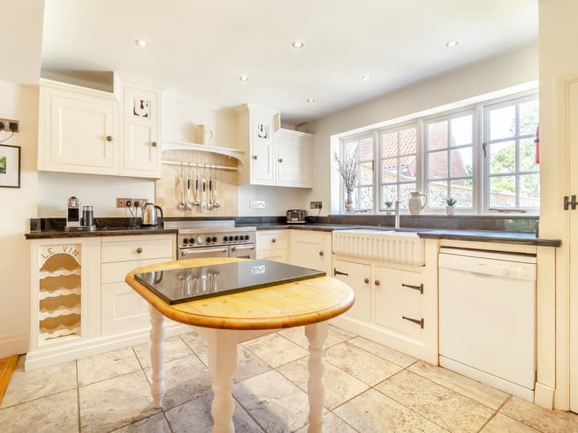 Kitchen/diner | Lavender Cottage, Wells-next-the-Sea