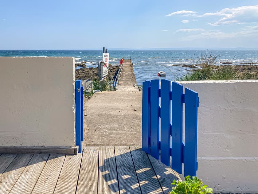 Exterior | Cross Tides, Hilton near Tain