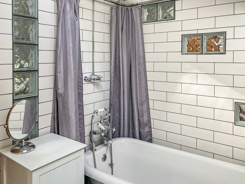 Roll-top bath with shower within bathroom | Pipistrelle, Garth, near Builth Wells