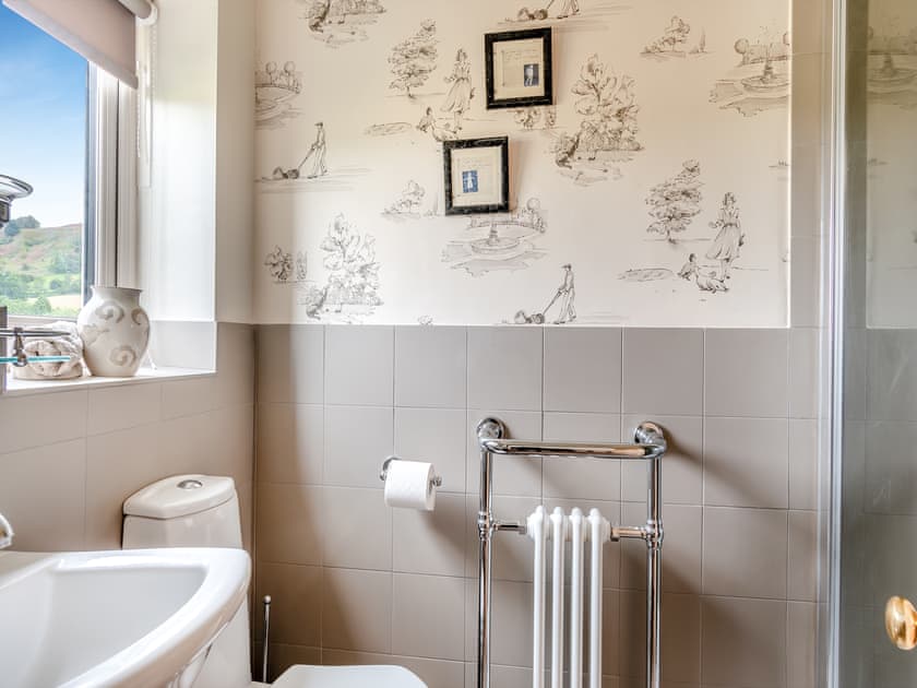 Bathroom | Crown Gardens, Rosedale Abbey