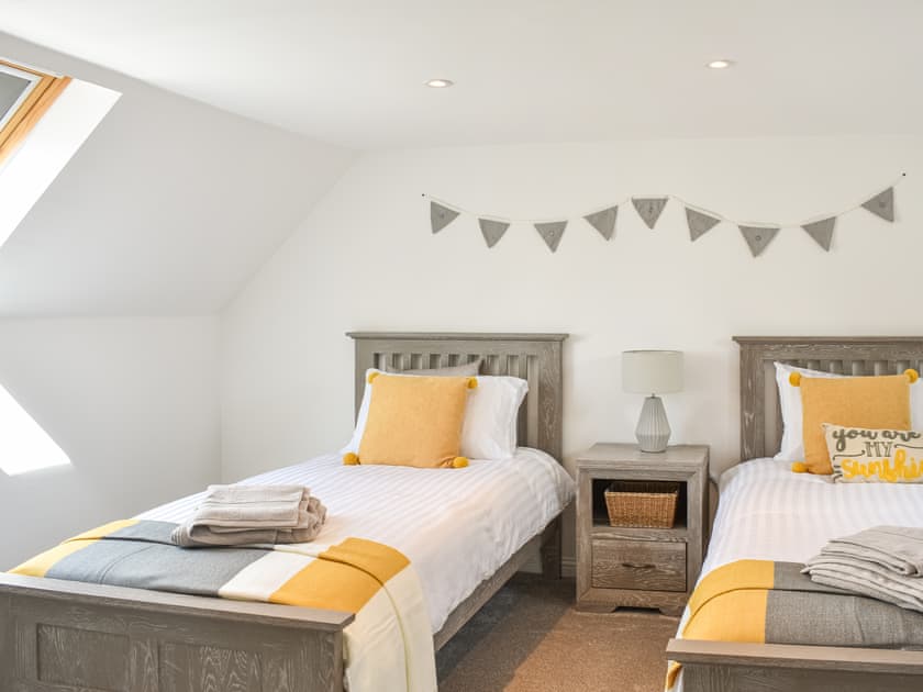 Twin bedroom | Jock McMuffin Cottage, Portknockie