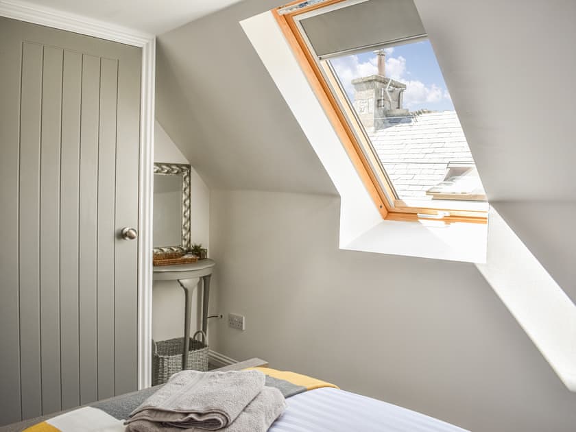 Twin bedroom | Jock McMuffin Cottage, Portknockie