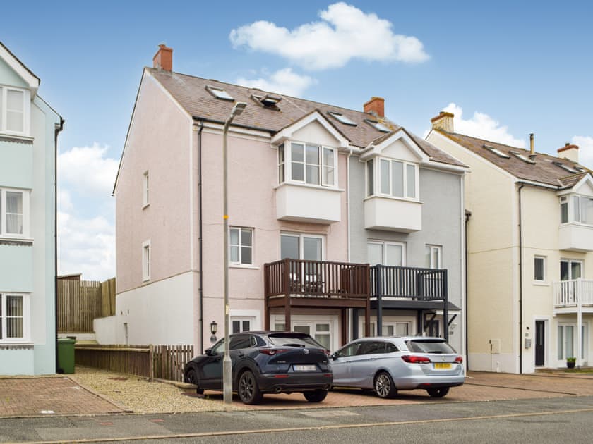 Exterior | Ty Celyn, Broad Haven