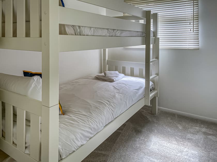 Bunk bedroom | Skylark Chalet, Cromer