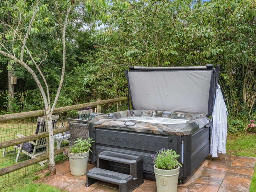 Hot tub | Dower House Lodge, Ludlow