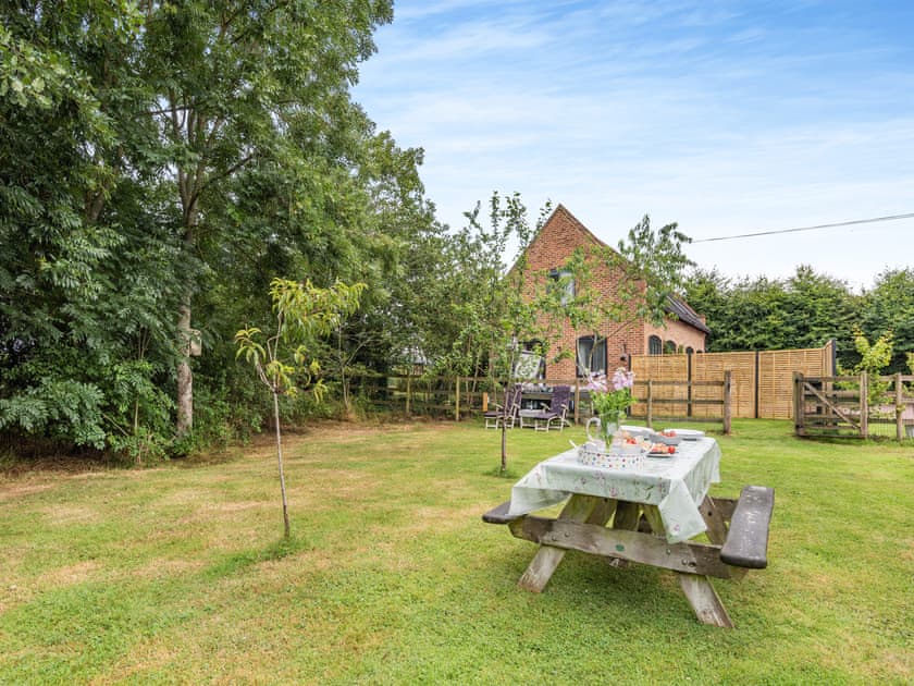 Outdoor eating area | Dower House Lodge, Ludlow