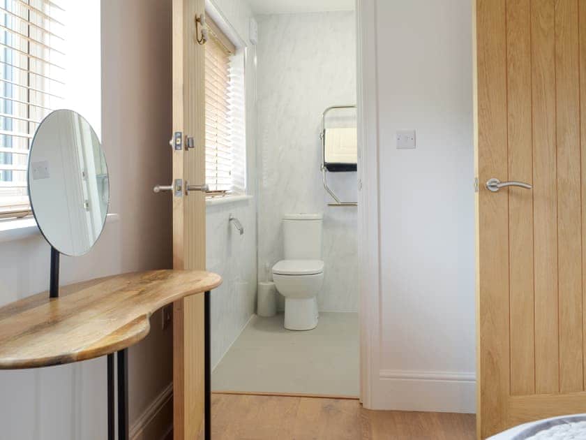 Double bedroom | Cedar Lodge - Broad View Farm, Blacknest, near Alton