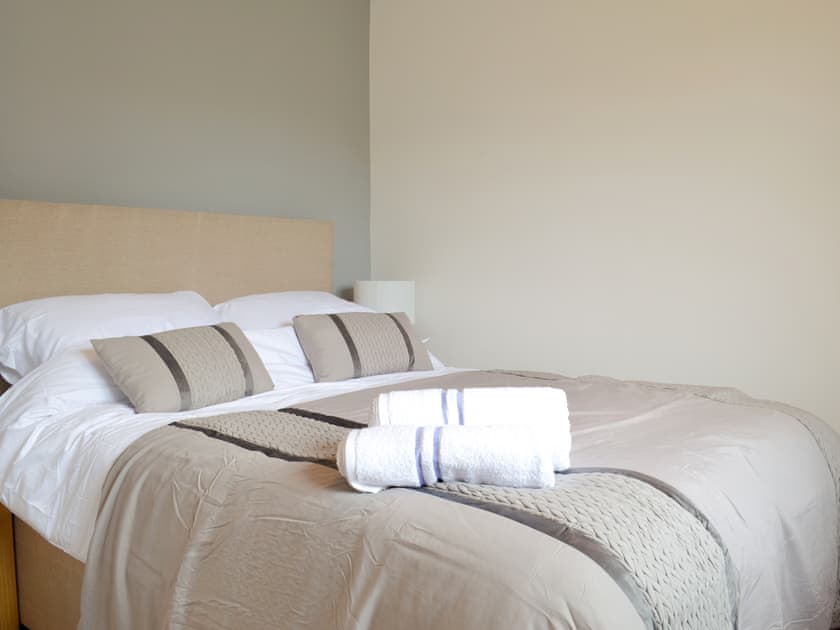 Double bedroom | Larch Lodge - Broad View Farm, Blacknest, near Alton