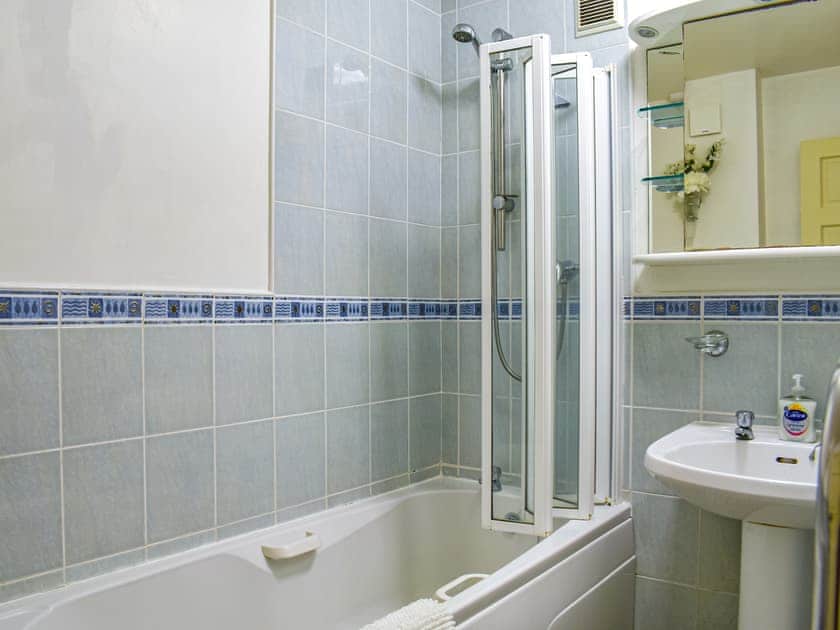 Bathroom | Bow Rigg, Bowness-on-Windermere