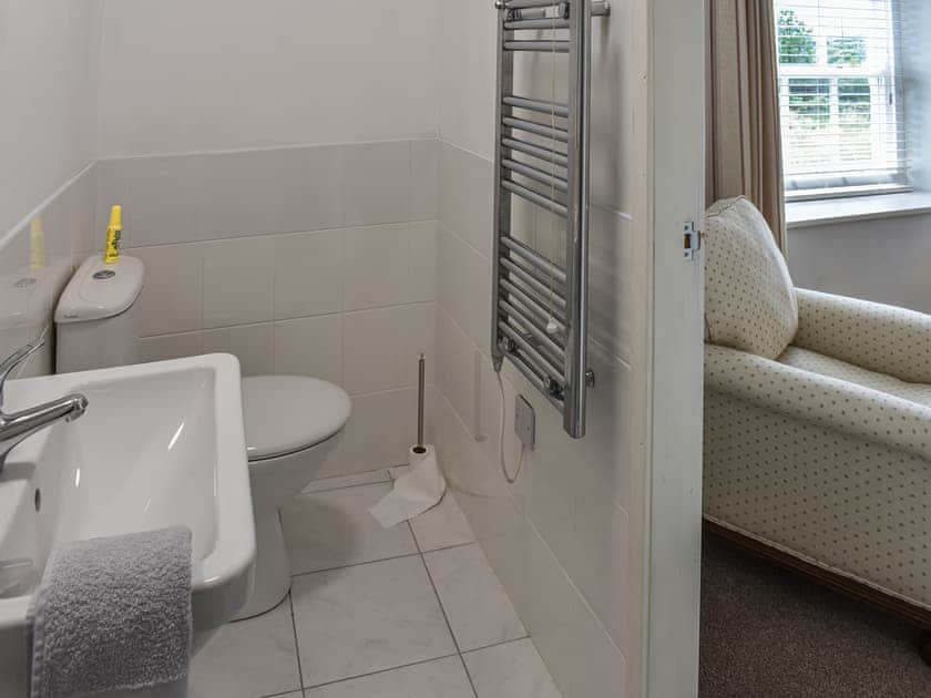 En-suite | High Bank Farm, Southside, Butterknowle