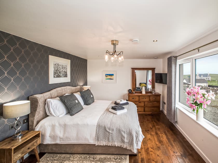 Double bedroom | Two Seas Hebrides, Eoropie, Isle of Lewis