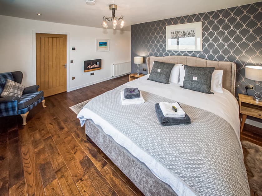 Double bedroom | Two Seas Hebrides, Eoropie, Isle of Lewis