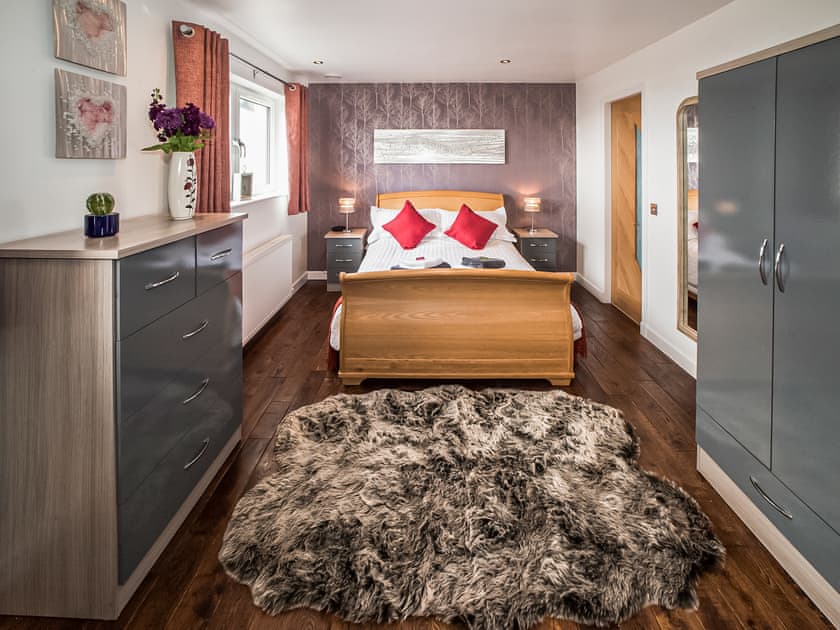 Double bedroom | Two Seas Hebrides, Eoropie, Isle of Lewis