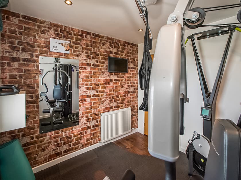 Gym | Two Seas Hebrides, Eoropie, Isle of Lewis