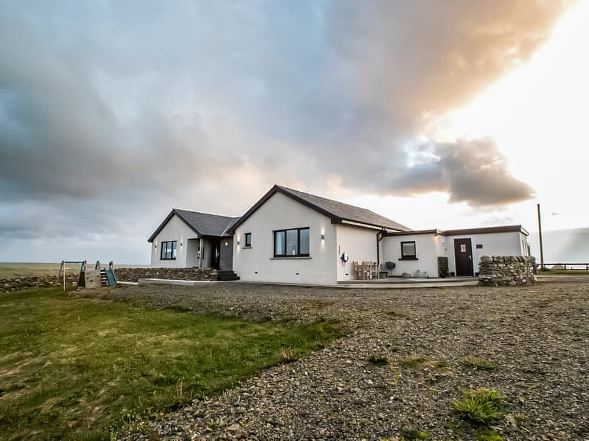 Exterior | Two Seas Hebrides, Eoropie, Isle of Lewis