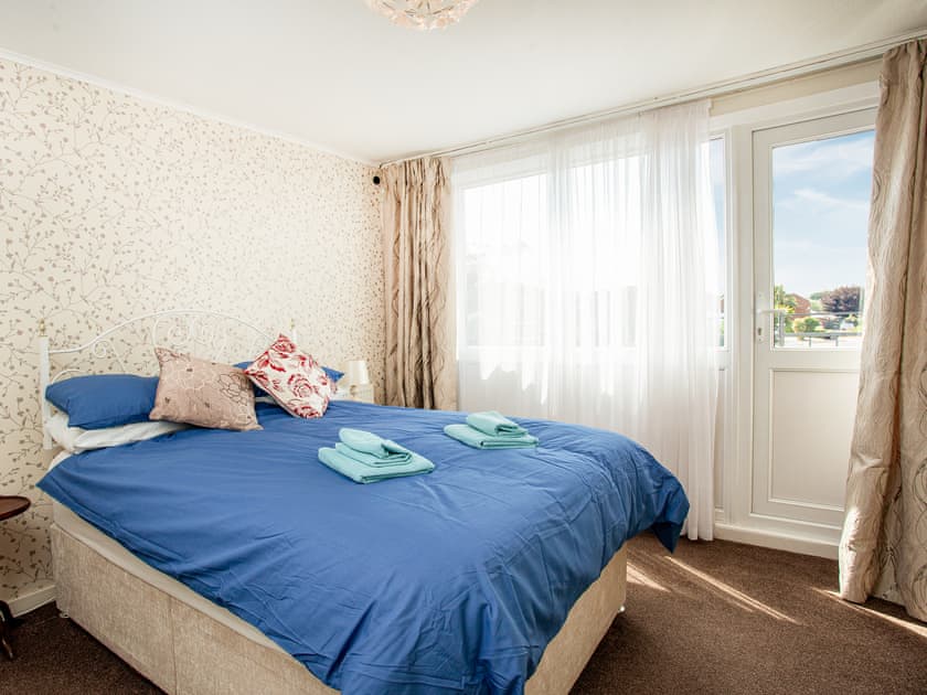 Double bedroom | Hookhills Holiday Home, Paignton