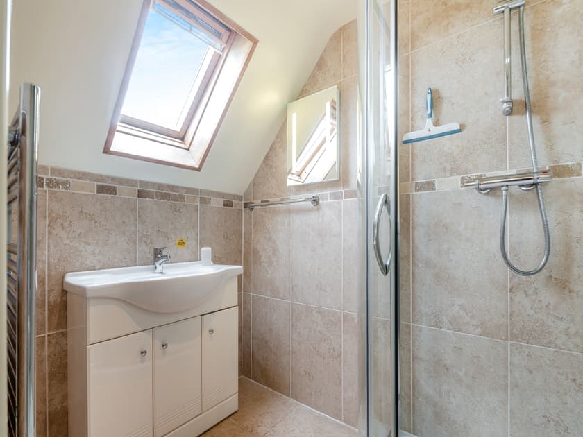 Bathroom | Bryn Awelon Bach - Moelfre Cottages, Moelfre, near Benllech