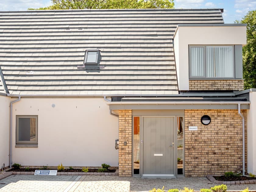 Exterior | Emsdorf Lodge - Homelands, Lundin Links