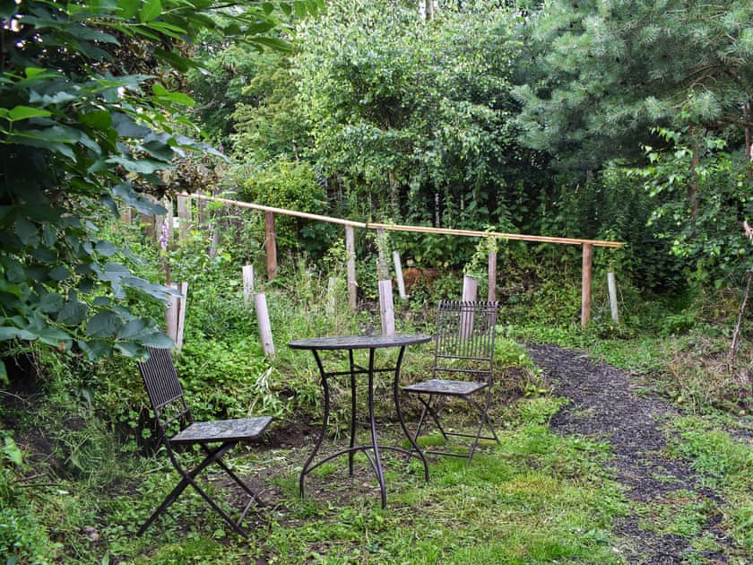 Garden | Bridge Cottage, Earlston