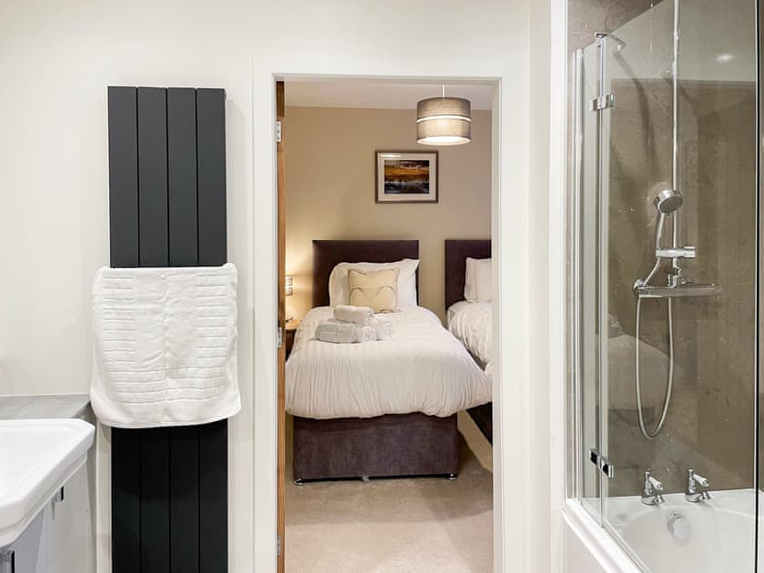 Twin bedroom | Glenview - Glen Clova Getaways, Glenclova, near Kirriemuir
