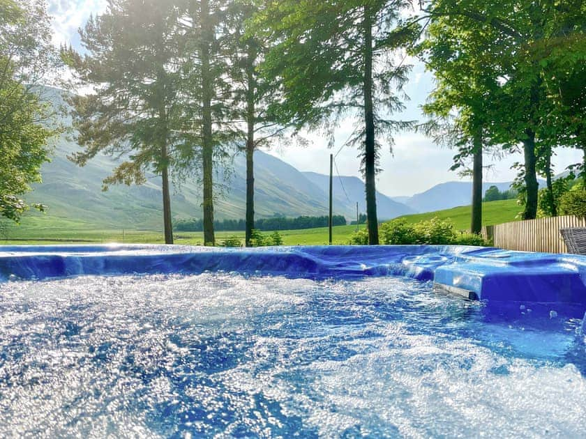 Hot tub | The Old Manse - Glen Clova Getaways, Glenclova, near Kirriemuir