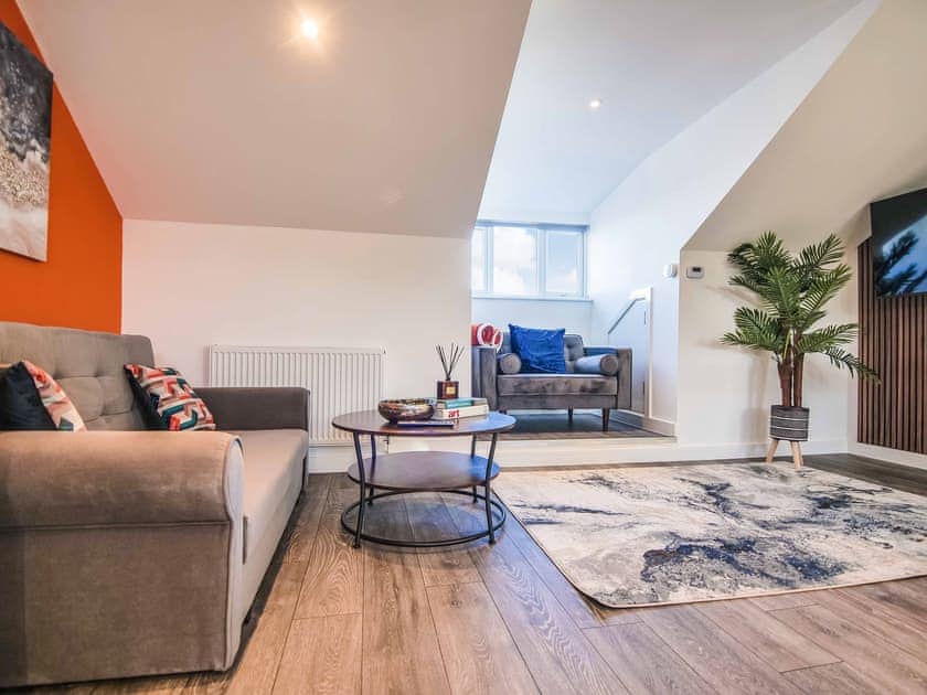 Open plan living space | Apartment 4 - York Crescent Apartments, York