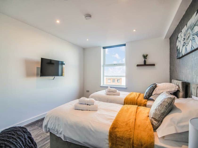 Double bedroom | Apartment 4 - York Crescent Apartments, York