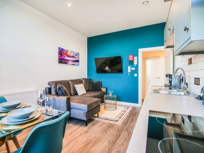 Open plan living space | Apartment 3 - York Crescent Apartments, York