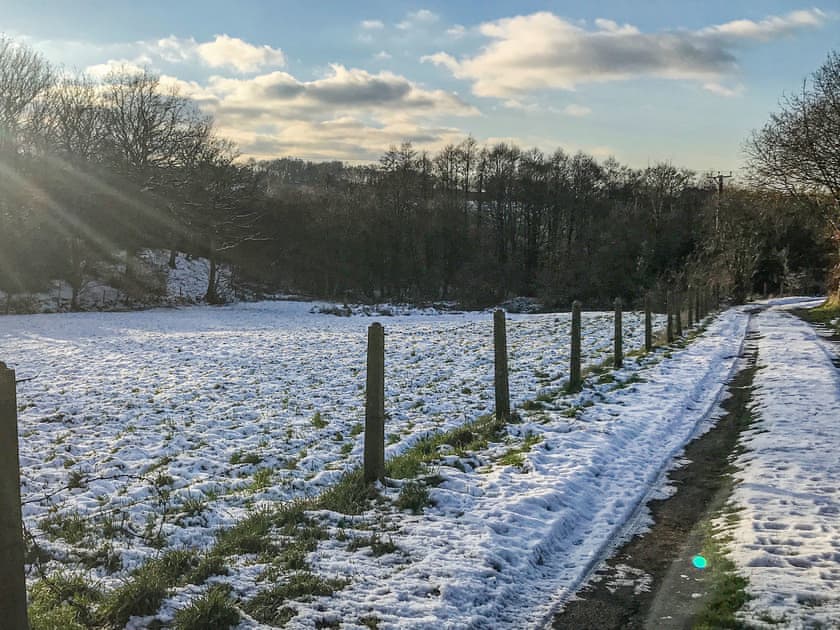 Surrounding area | Sun Valley-Tranquillity - Sun Valley, Stockton Brook, near Leek