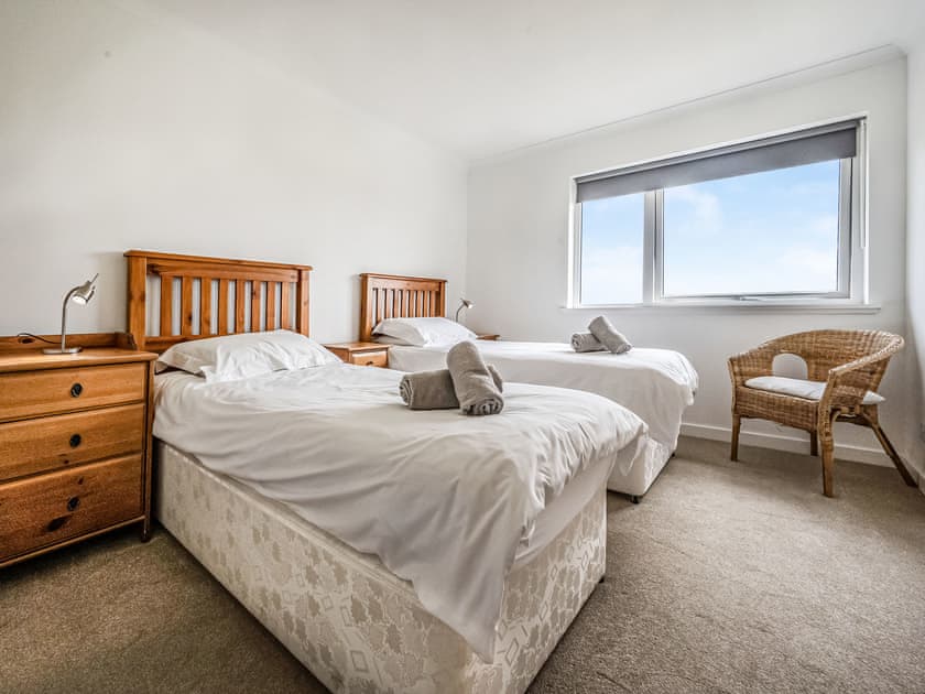Comfortable twin bedroom | Lapwing Rise, Banavie, near Fort William