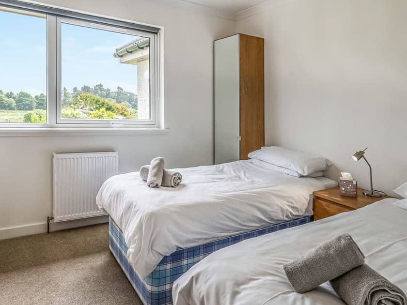Comfortable twin bedroom | Lapwing Rise, Banavie, near Fort William