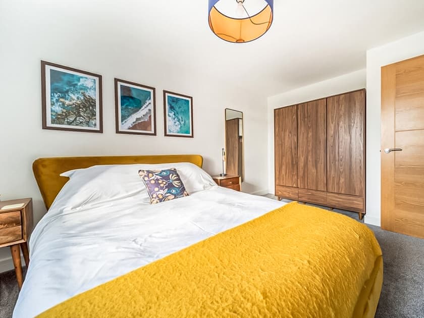 Double bedroom | Huckleberry, Newquay