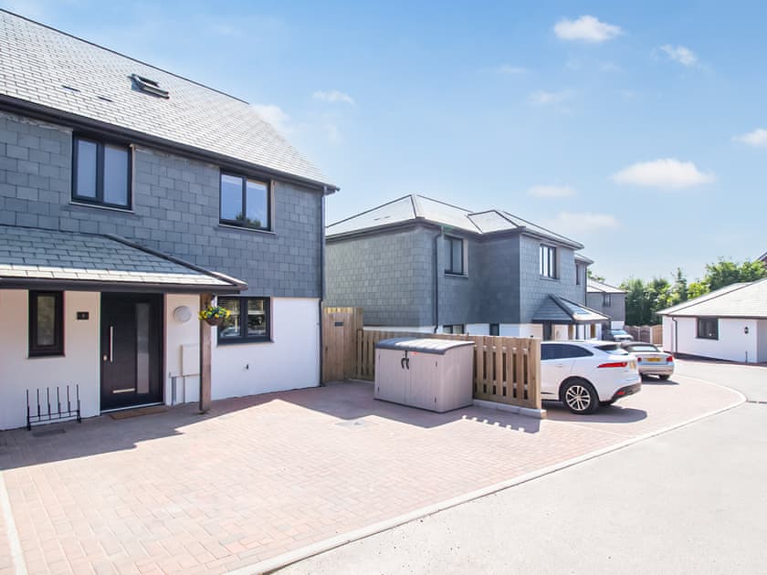 Exterior | Huckleberry, Newquay