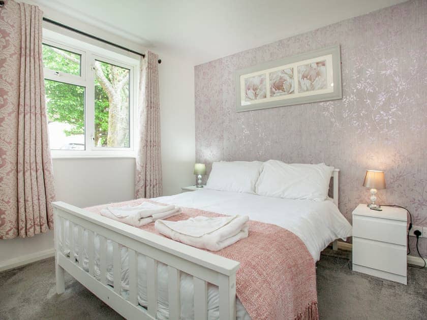 Double bedroom | Number 13, St Ann’s Chapel, near Callington