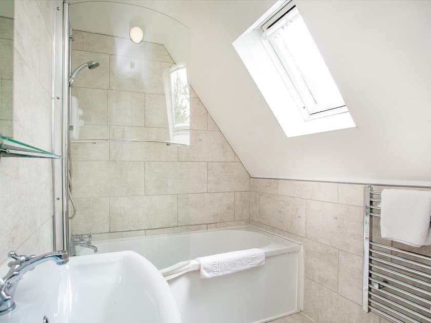 Bathroom | Number 13, St Ann’s Chapel, near Callington