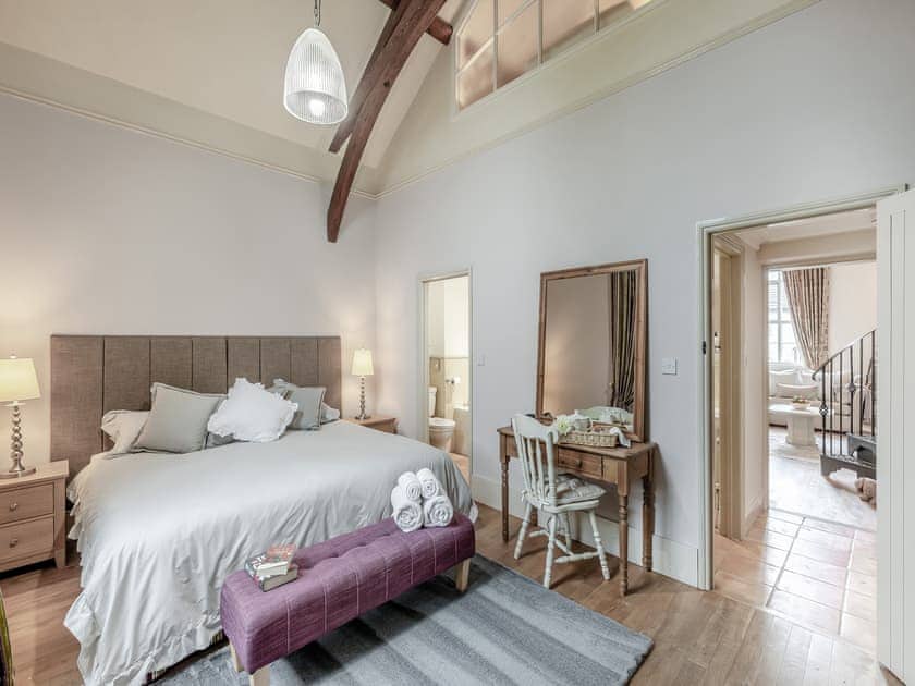 7ft Emperor bed | The School Room, Dymock