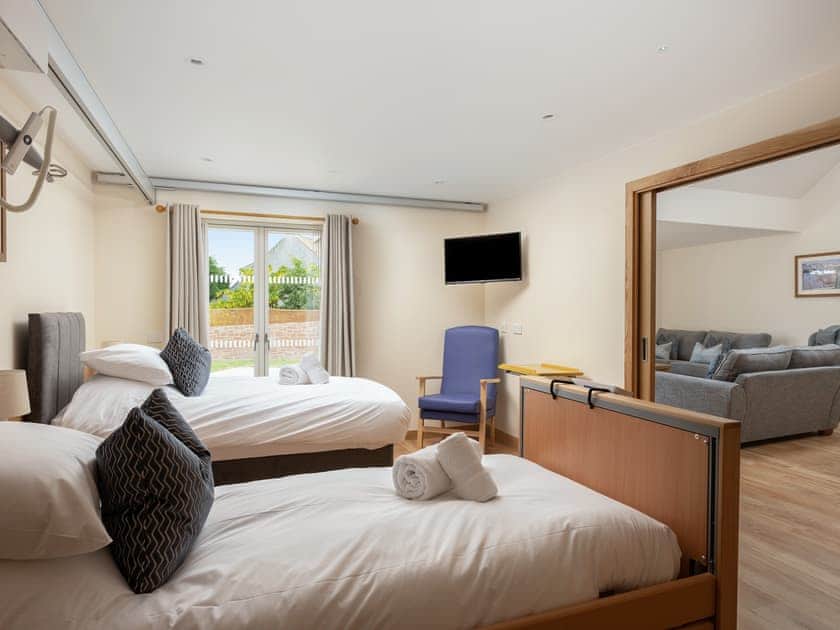 Twin bedroom | Largo Lodge - Homelands, Lundin Links