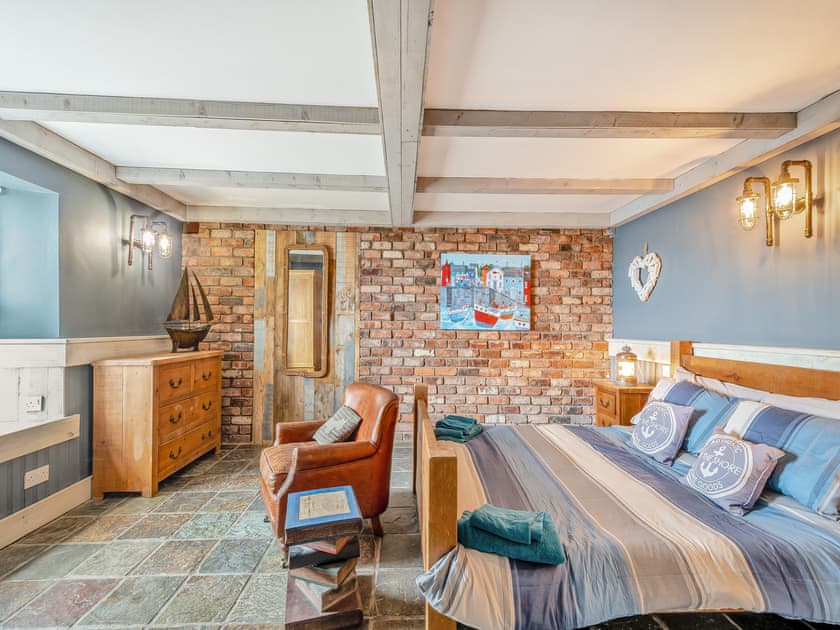 Double bedroom | The Harbour Nook - Harbour Cottages, Dunure, near Ayr
