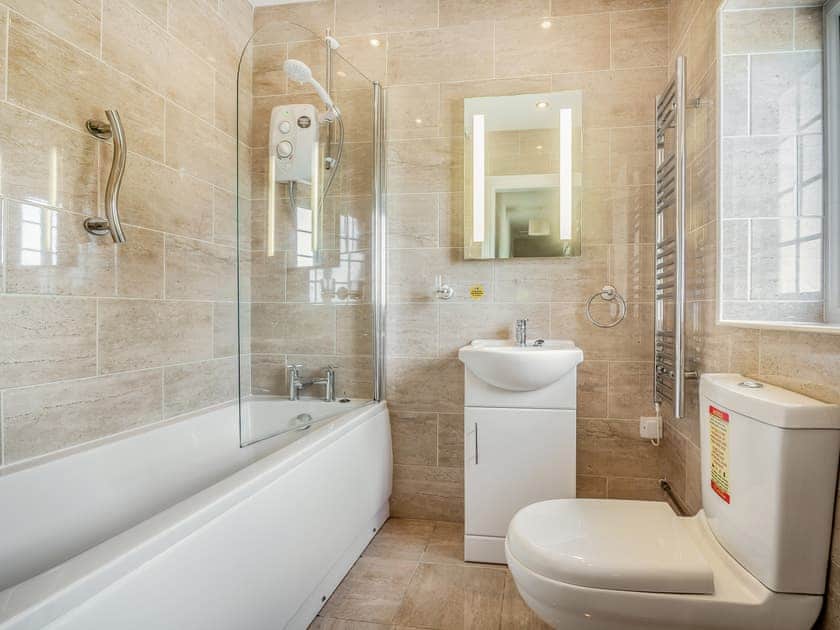 Bathroom | Bryn Awelon Y Bwthyn - Moelfre Cottages, Moelfre, near Benllech